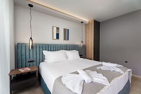 Ennea Muses Rooms & Suites