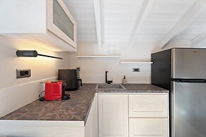 Ennea Muses Rooms & Suites