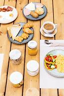 Ennea Muses Rooms & Suites