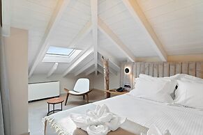 Ennea Muses Rooms & Suites