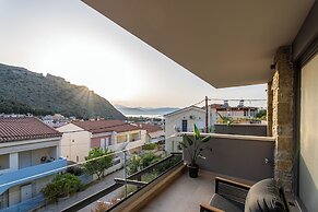 Ennea Muses Rooms & Suites