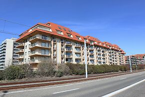 Apartment in Nieuwpoort With sea View
