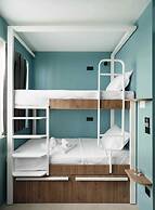 Zeus is Loose Hostel