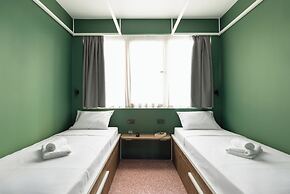 Zeus is Loose Hostel