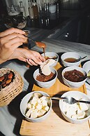 Zeus is Loose Hostel