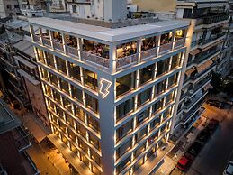 Zeus is Loose Hostel