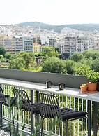 Zeus is Loose Hostel