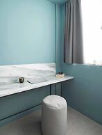 Zeus is Loose Hostel