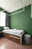 Zeus is Loose Hostel