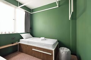 Zeus is Loose Hostel