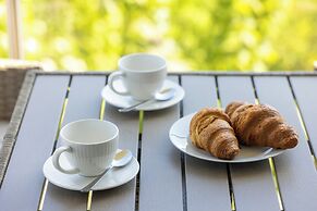 Morska Apartment With Spa by Renters