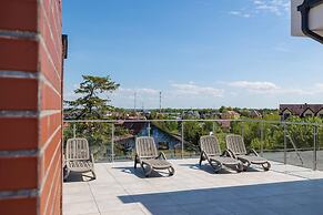 Morska Apartment With Spa by Renters