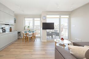 Morska Apartment With Spa by Renters