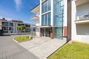 Morska Apartment With Spa by Renters