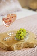 Morska Apartment With Spa by Renters