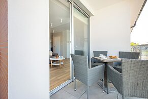 Morska Apartment With Spa by Renters