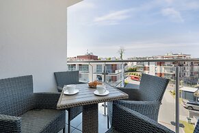 Morska Apartment With Spa by Renters