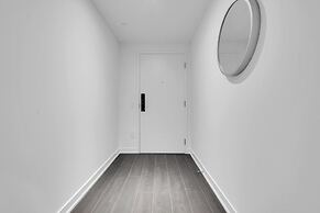 Modern suite steps to port credit Go