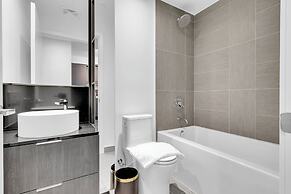 Modern suite steps to port credit Go