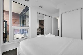 Modern suite steps to port credit Go