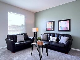 Luxurious 6bd Pool Haven Refreshing And Chic-4464n 6 Bedroom Home by R