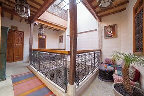 Riad Ikalimo 1