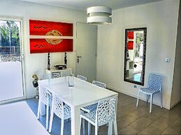 Beautiful Holiday Home With Garden