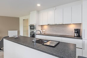 Corner Apartment in the Center With 3 Bedrooms