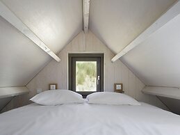 Lovely Holiday Home on Vlissingen's Beach