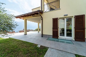 Villa Magnolia by Wonderful Italy