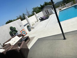 Luxury Villa With Swimming Pool