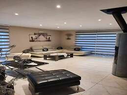 Luxury Villa With Swimming Pool