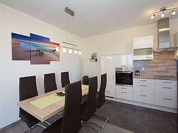 Bounty in the House of Aquarius