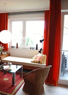 Near the Beach Modern Retreat