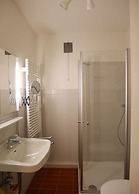 Near the Beach Modern Retreat