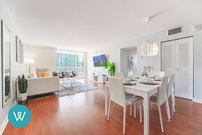Brickell city View Condo with Pool