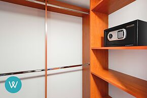 Brickell city View Condo with Pool