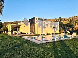 Holiday Home in Leonforte With Private Pool