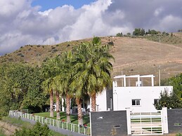 Holiday Home in Leonforte With Private Pool