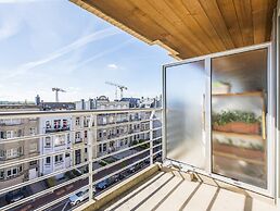 Apartment Close to the Downtown