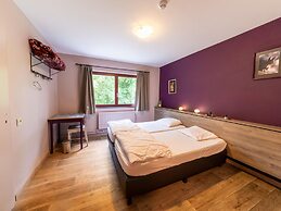 Spacious Holiday in Wanne With Garden