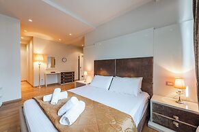 The Grand Luxurious Duplex