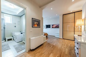 The Grand Luxurious Duplex