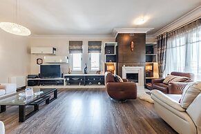 The Grand Luxurious Duplex