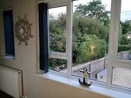 Lovely, Spacious 1-bed Apartment in Poole