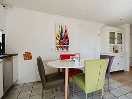 Bungalow on Holiday Park De Klepperstee Ouddorp