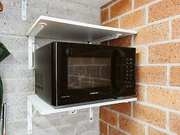 Bungalow on Holiday Park De Klepperstee Ouddorp