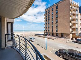 Guernsey 102 Located on the Beach in Koksijde