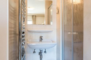 Guernsey 102 Located on the Beach in Koksijde