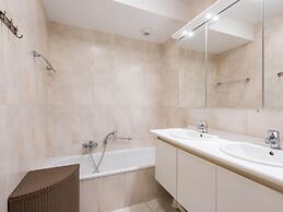 Guernsey 102 Located on the Beach in Koksijde